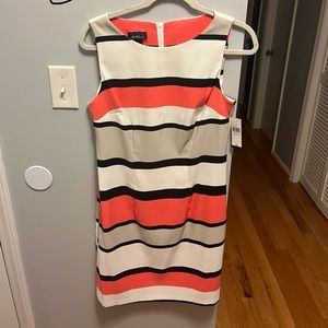 Excellent condition. Never worn. Tags on